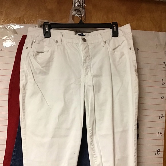 BANDOLINO women's  pants  sz 14. white - Picture 1 of 8